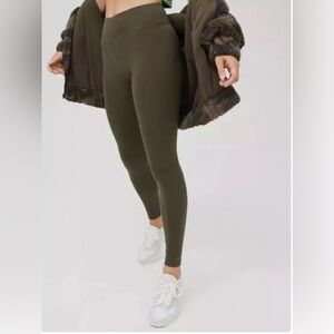 Olive Green High-Waisted Offline by aerie medium leggings